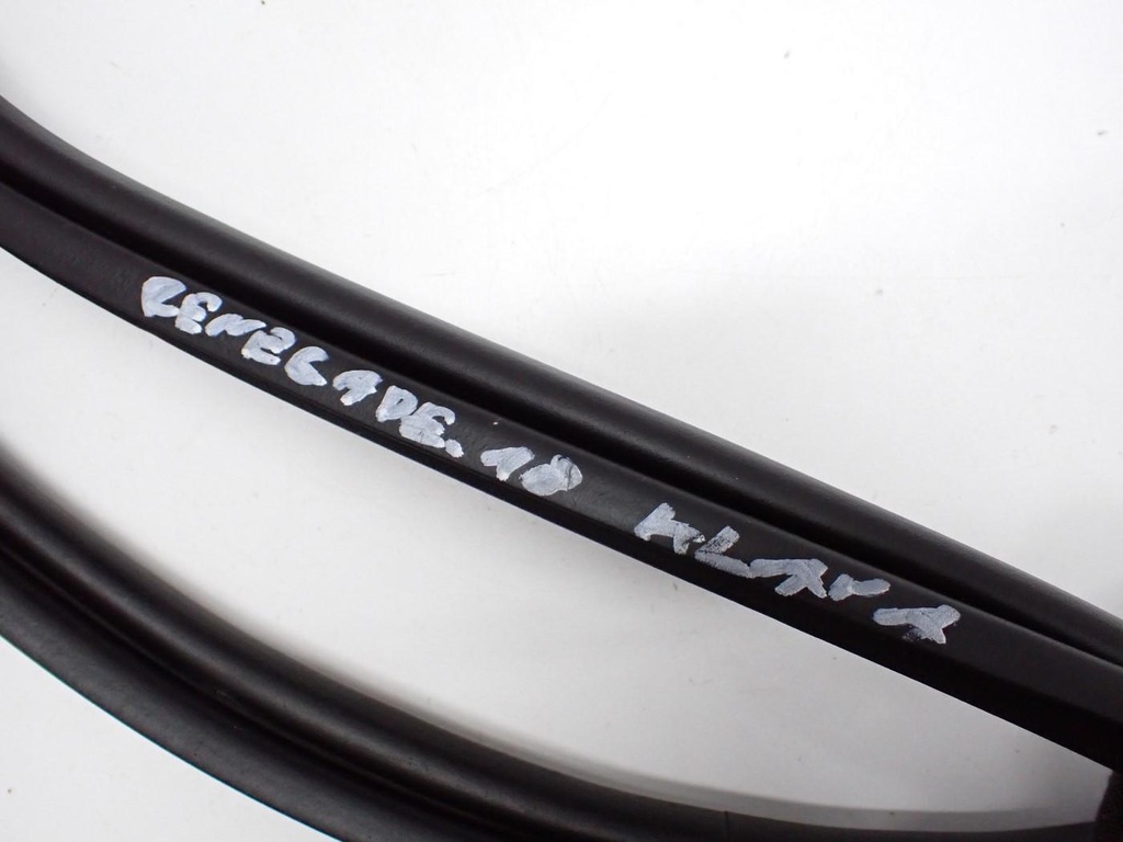 фото №3, Прокладка крышки задняя багажника jeep renegade 18r