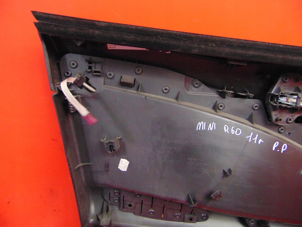 фото №8, Mini countryman r60 обшивка дверь правый перед euro