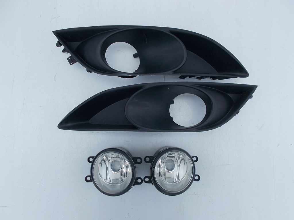 фото №1, Противотуманная фара противотуманные фары решётка решётки toyota auris i