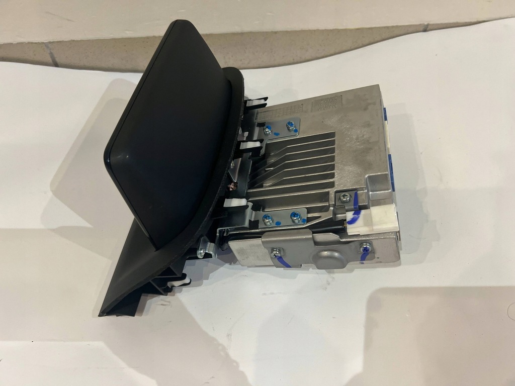 фото №9, Mazda 3 iii bm 2014- дисплей экран модуль радио навигация заводская