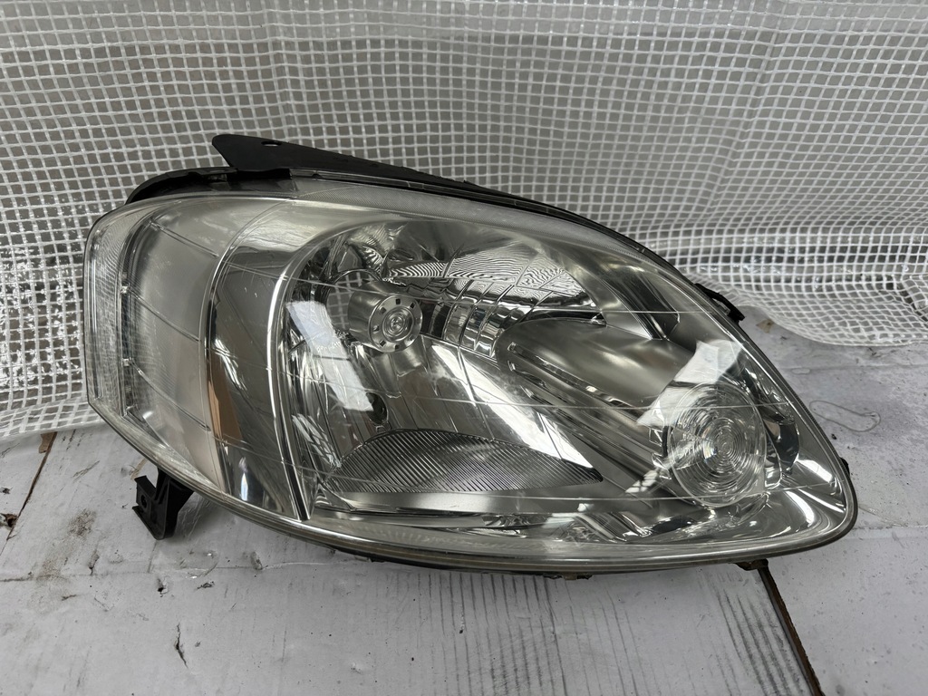 фото №1, Vw fox права лампа передня