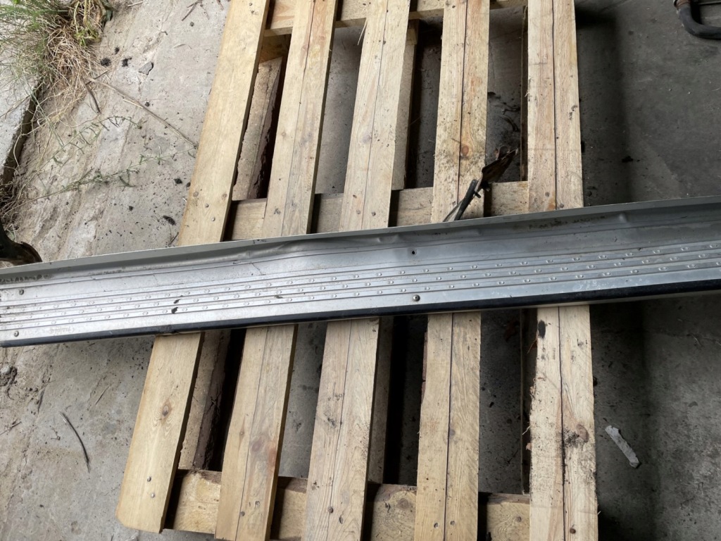 фото №3, Порог подножка toyota hilux lift 2011- оригинал