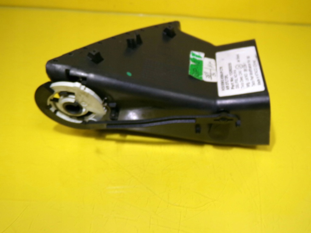 Боковая решётка обдув левая средняя opel insignia 13282235 nr950 Киев