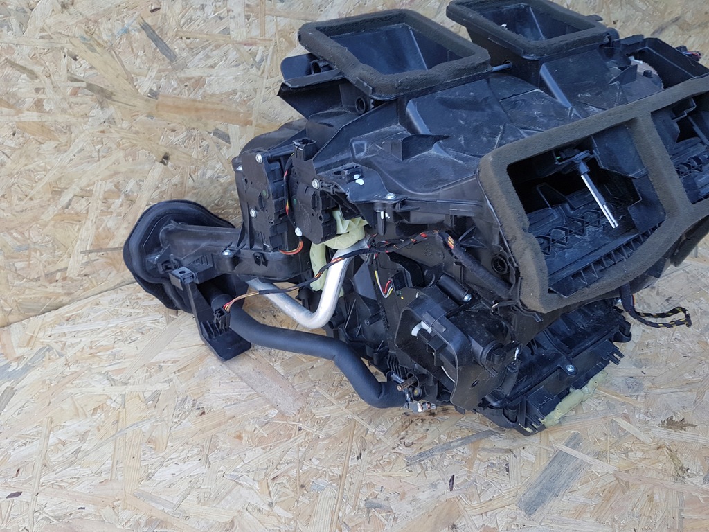 фото №9, Bmw x1 обігрівач eu