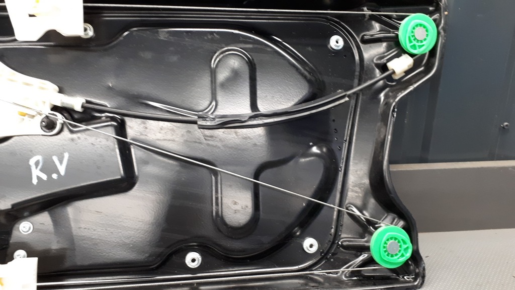 фото №3, Механізм скло правий перед land rover discovery i