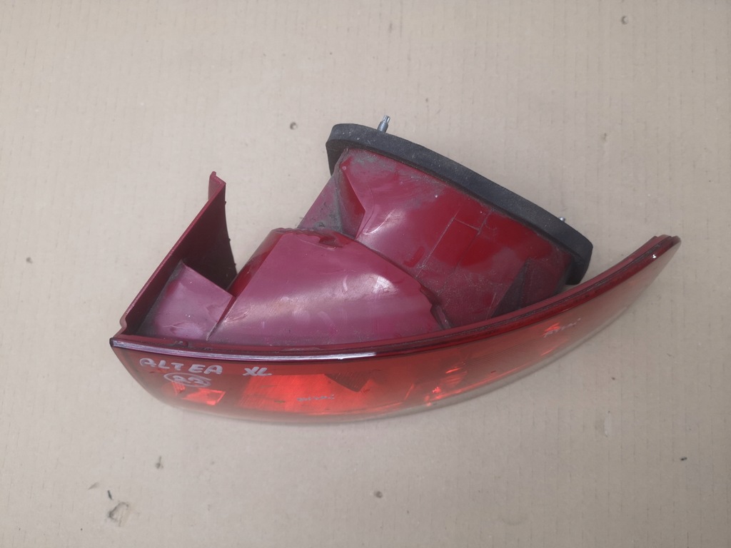 фото №9, Лампа w крила правий задня seat altea xl freetrack 06-