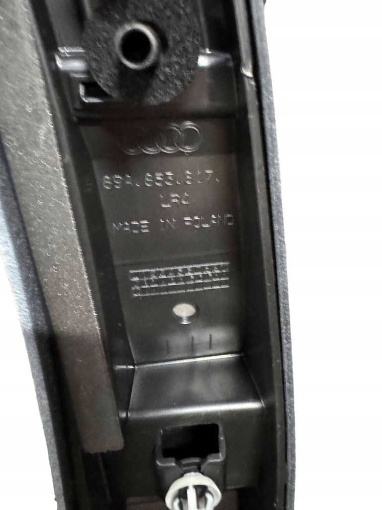 фото №14, Audi q4 e-tron молдинг крыло правая левая 89a853818c 89a853817e ls9r белый