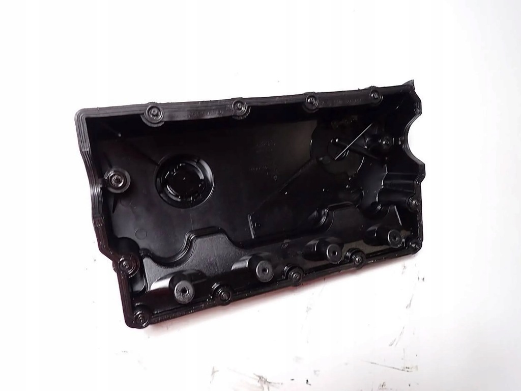 фото №9, Крышка клапанов vw passat b5 fl lift 1.9tdi 130km 038103469r