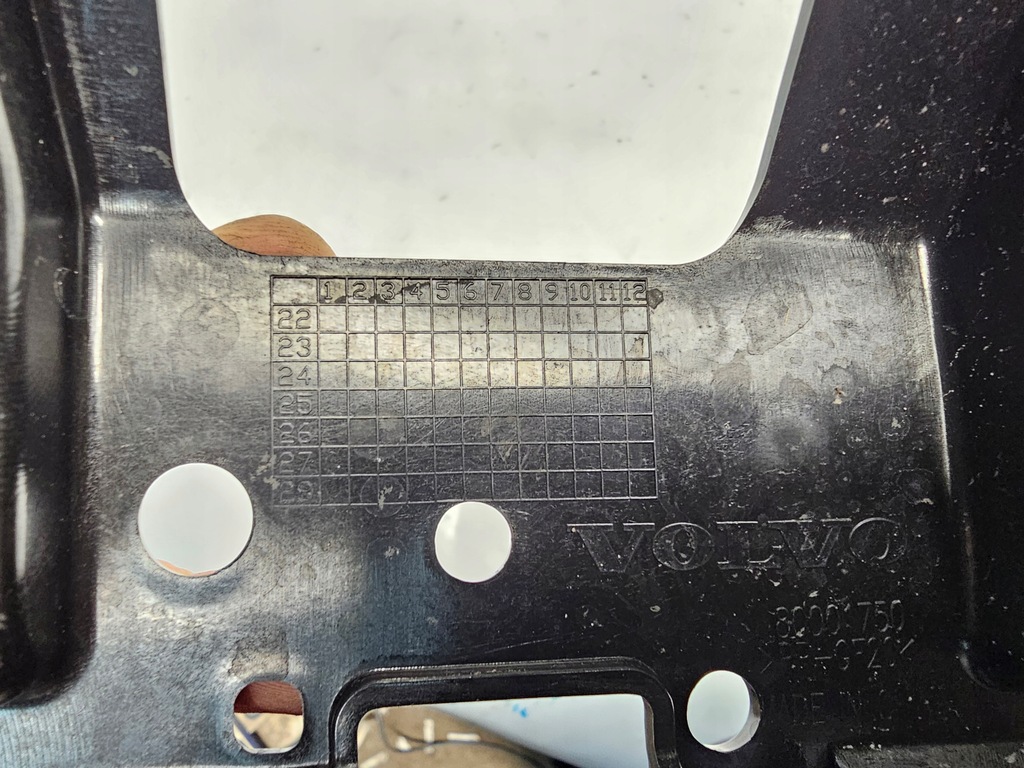 фото №9, Решітка радіатора решітка радіатора чаша підсилювач бампера решітка volvo ex30 2023 -