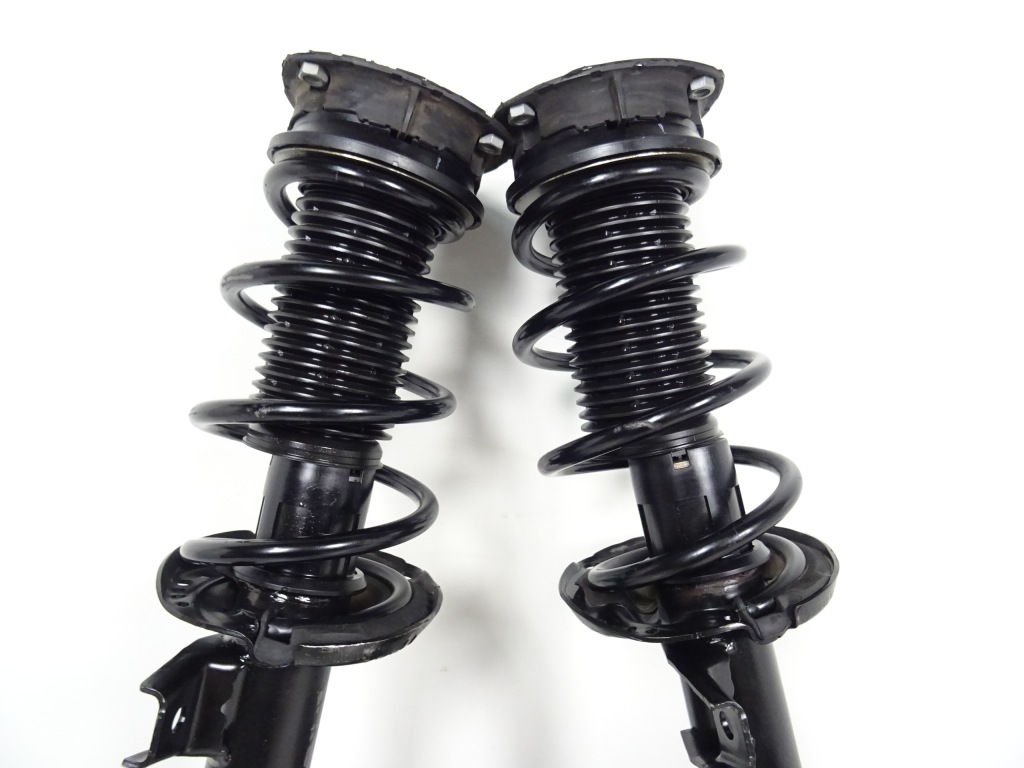 фото №12, Tiguan 5na амортизатор поворотний кулак права 5q0407258c 5qf412021gt