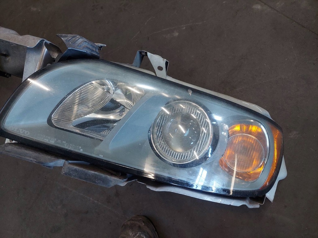 фото №11, Kompletny перед капот бампер лампи volvo v50 i s40 ii 462-46