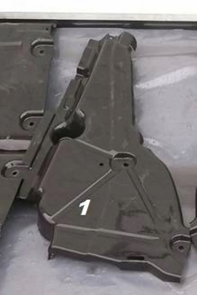 Купить Mercedes ml w166 накладка правая