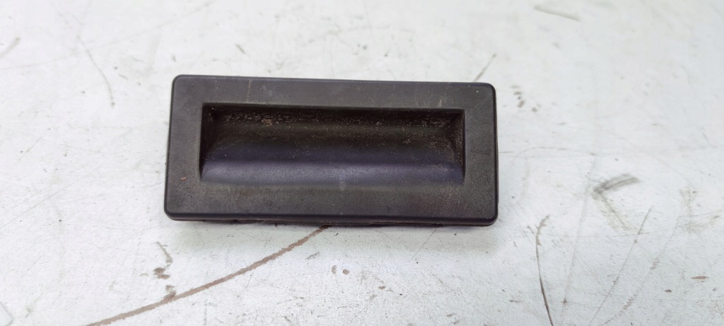 фото №1, Ручка крышки задняя audi a4 b9 a5 3v0827566