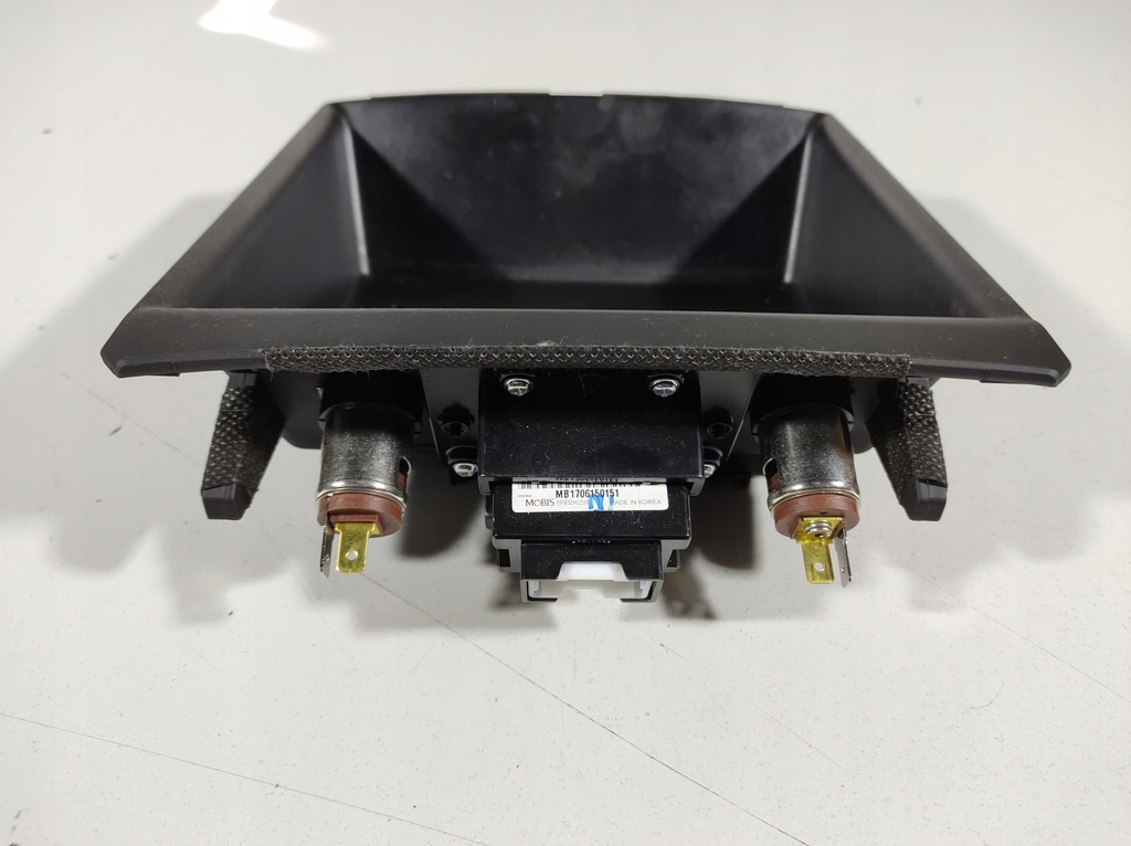 фото №8, Hyundai ioniq 17r- разъём прикуривателя aux usb