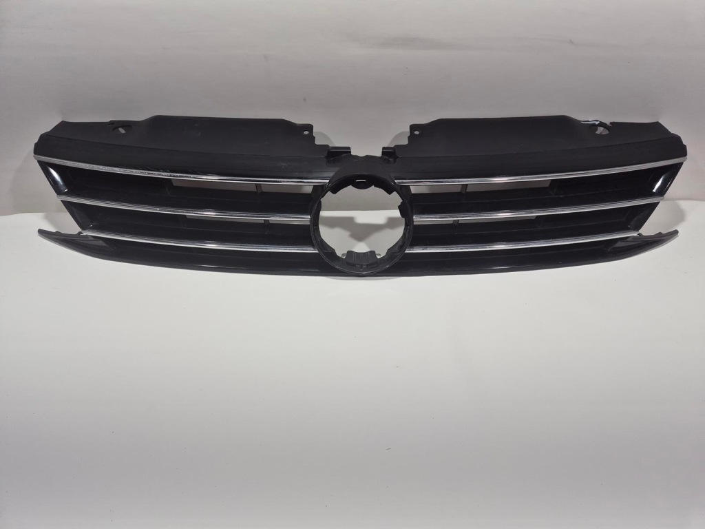 фото №1, Vw jetta 5c6 lift решётка радиатора решётка радиатора радиатора 5c6853655