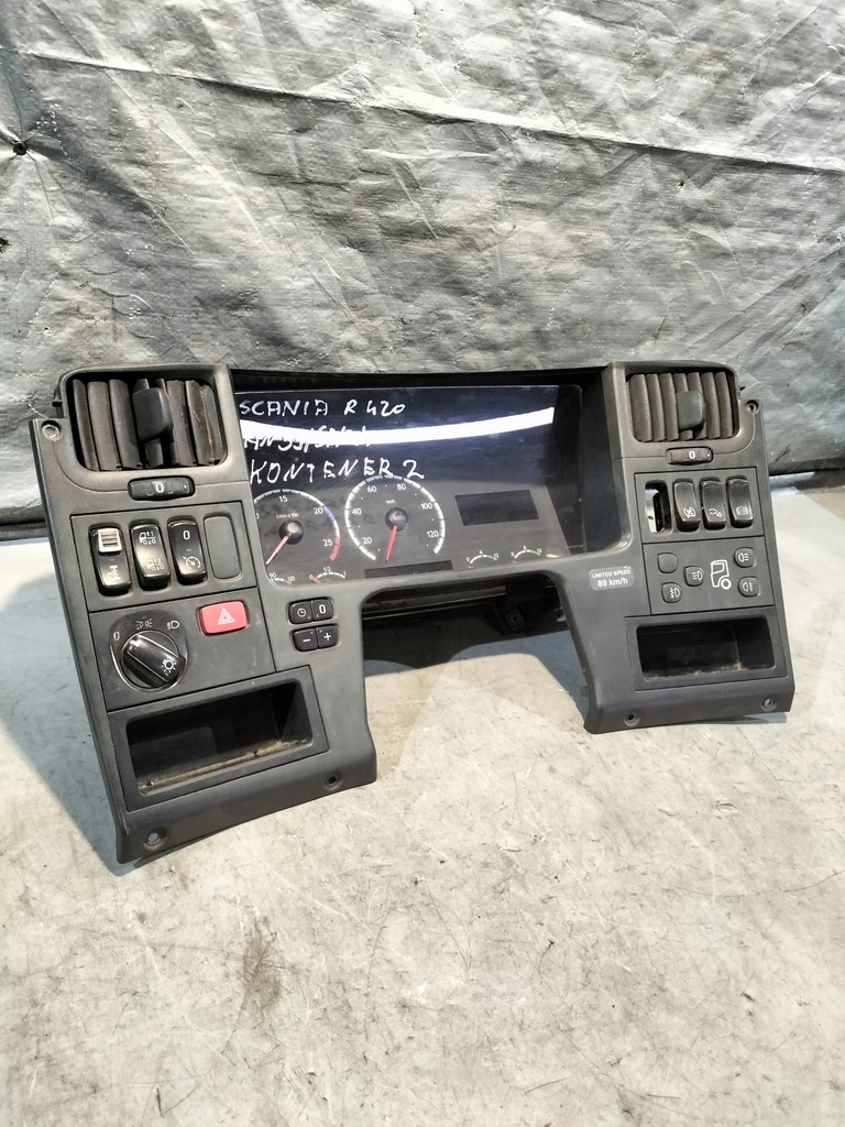 фото №3, Счетчик приборы scania r 2005r.
