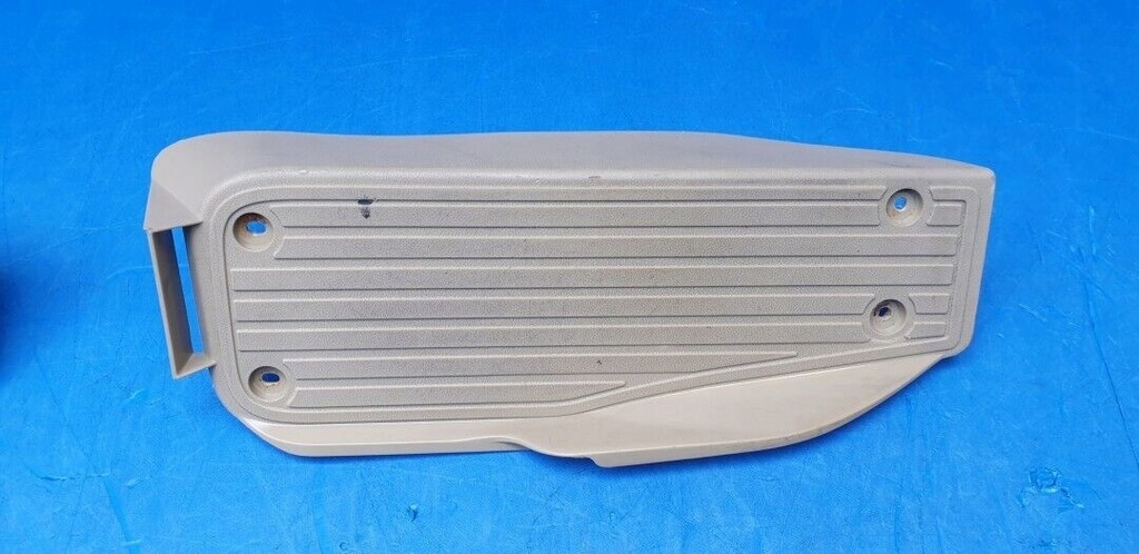 фото №4, Підніжка підніжка бежева alfa romeo 159