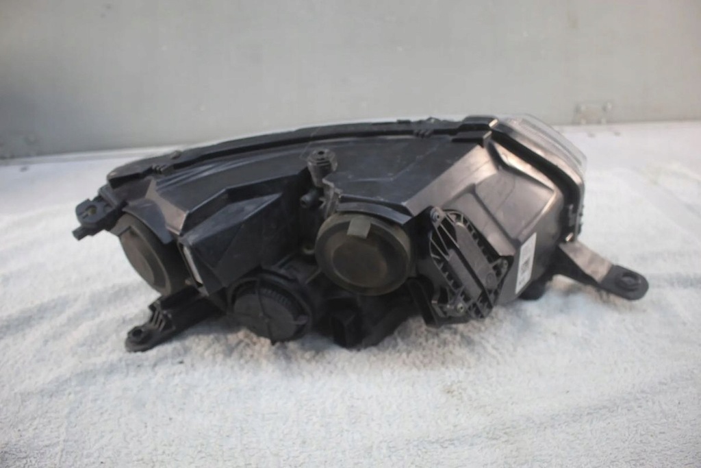 фото №4, Лампа ліва перед skoda rapid 5jb941015b