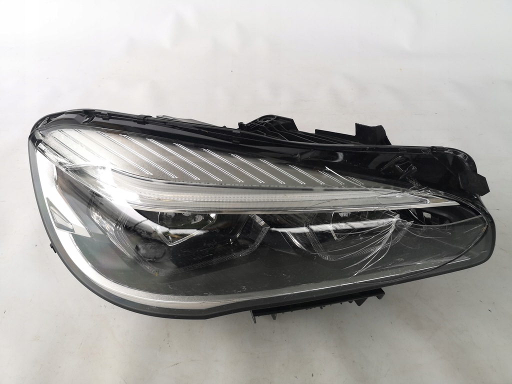 фото №1, Bmw 2 f45 lci lift-lampa full led адаптивный корпус