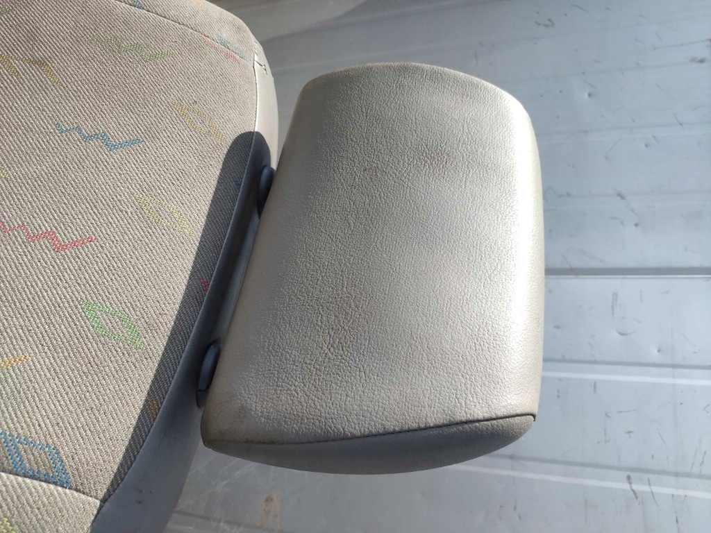 фото №10, Сиденье пассажира vw transporter t5 eu