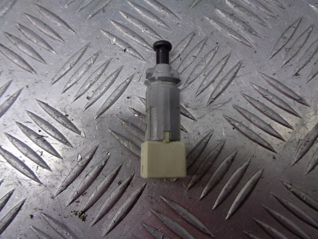 фото №1, Датчик света стоп стоп-сигнал mitsubishi colt vi