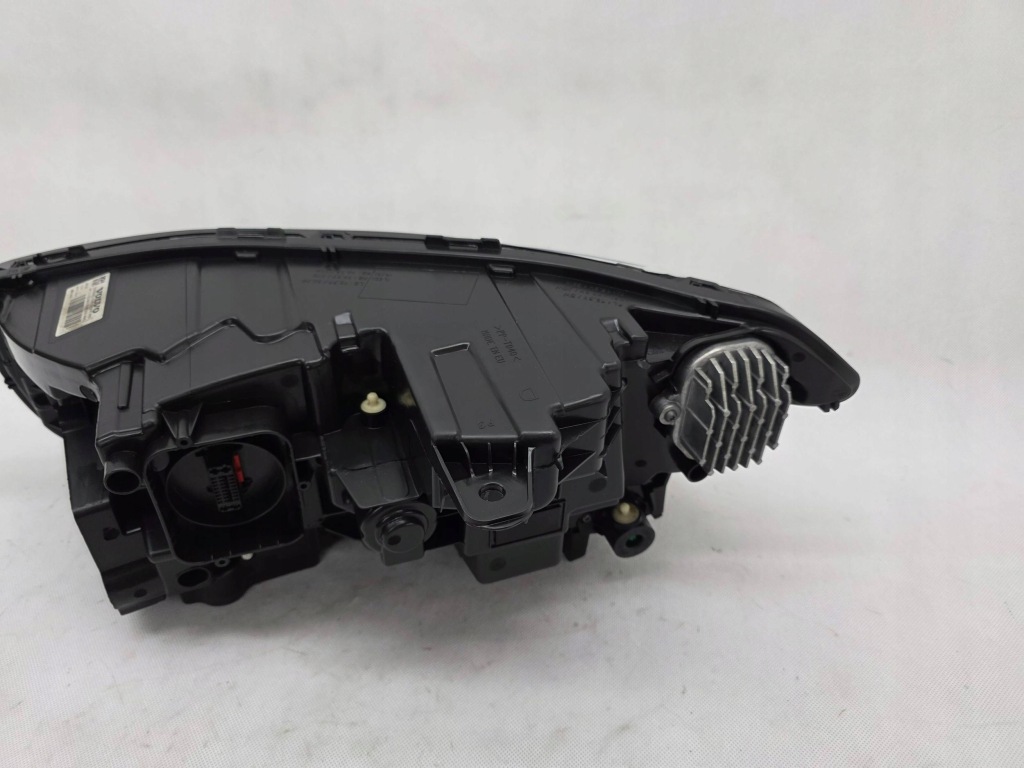 Volvo xc90 2 фара перед передняя правый  full led active high beam 31656990 Доставка