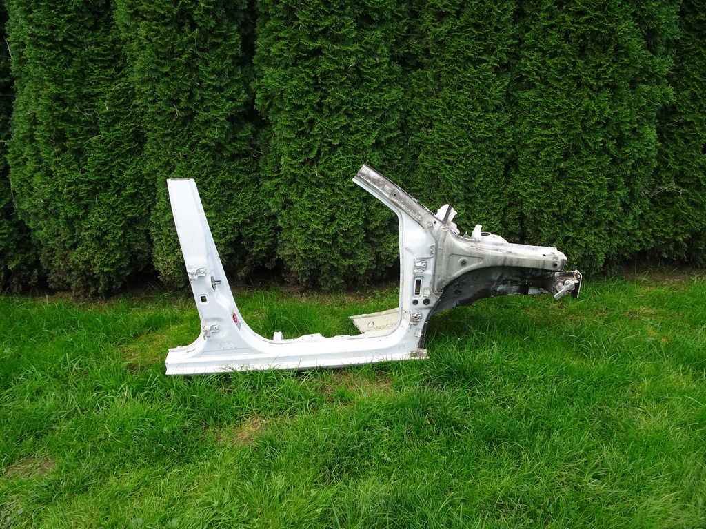 фото №1, Skoda fabia ii lift четверть блок двигателя порог лонжерон правая