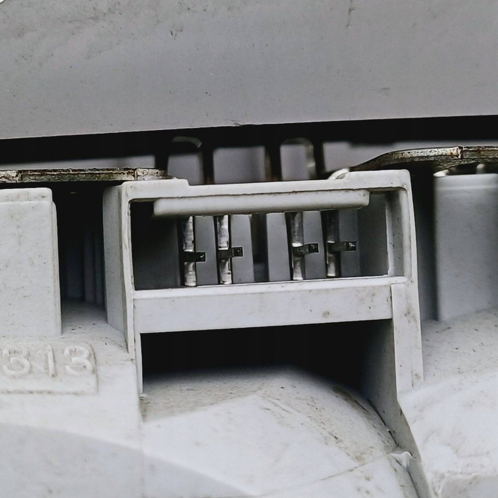 Лампа обшивки потолка освещение кабины opel meriva a 13169298 nr459 с Разборки