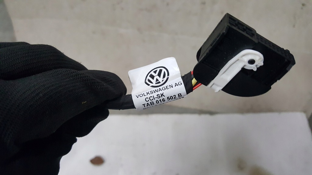 фото №9, Жгут электропроводка фаркоп vw tiguan 5na971124k демонтаж