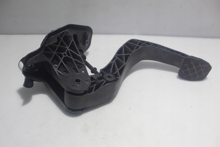 фото №3, Педаль сцепления skoda rapid ii lift 1.0tsi