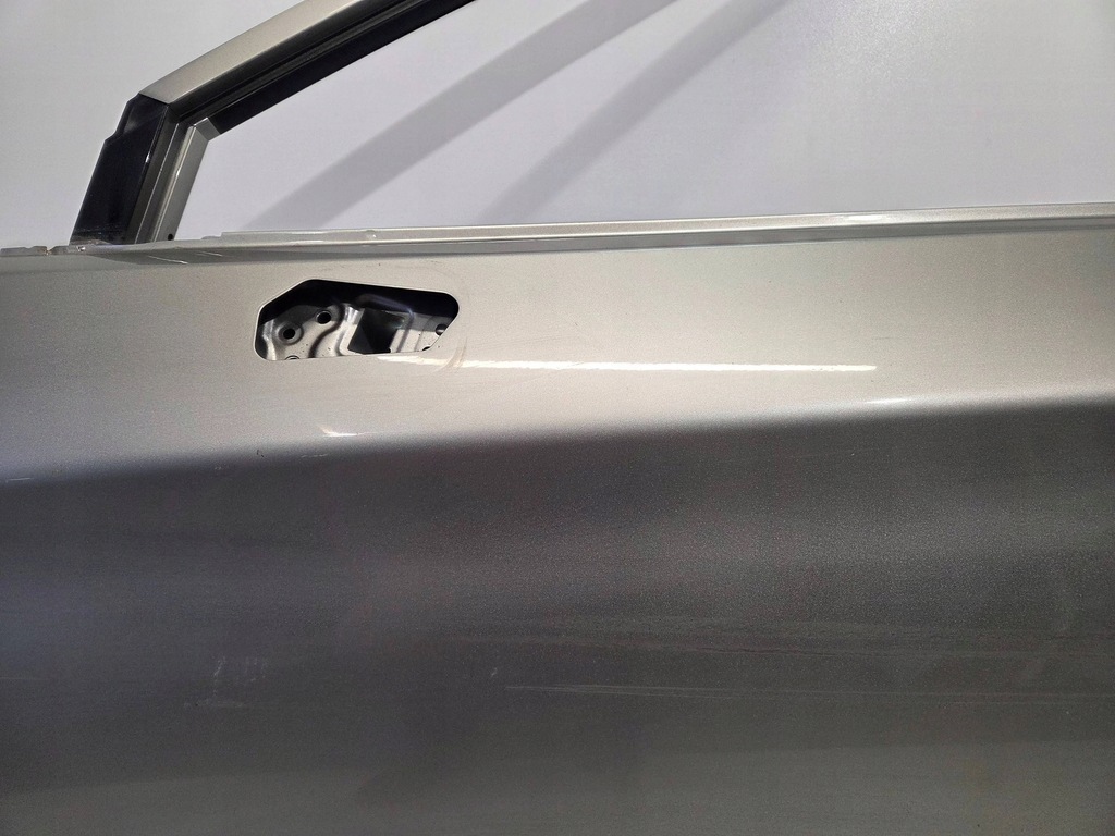 фото №8, Дверь левая передние subaru outback v 5 14-