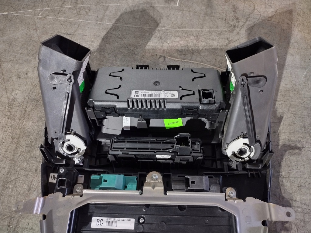 фото №7, Рамка радіо панель кондиціонера opel insignia a