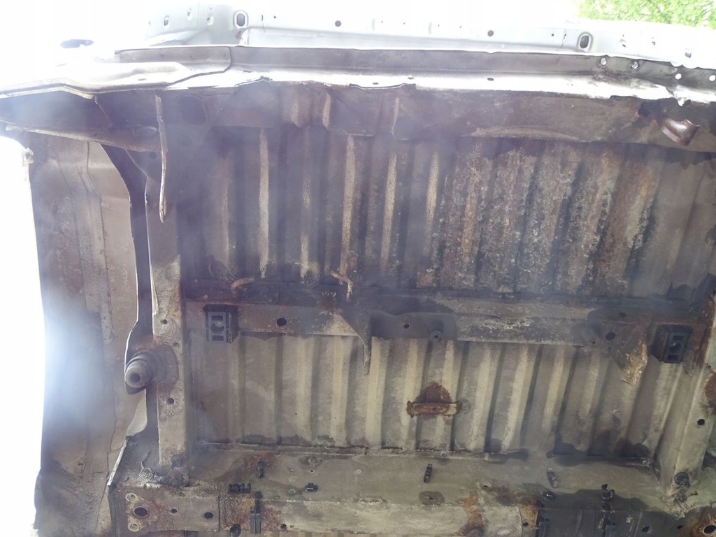 фото №8, Citroen berlingo peugeot partner i lift 02-10 чверть лівий задня крила