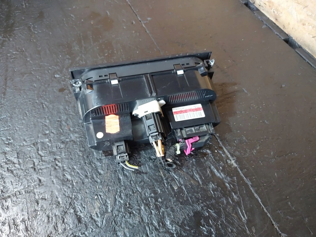 фото №7, Панель кондиціонера обдув seat alhambra mk1 7m3907049 ym2119980aa