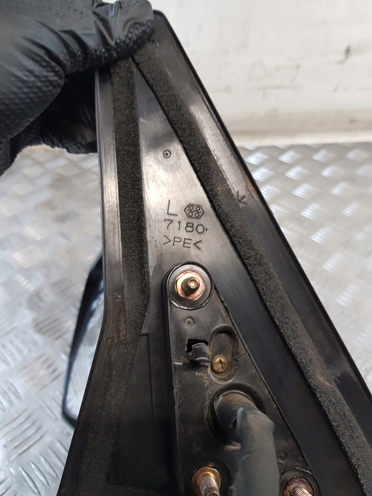 фото №12, Зеркало левая 5pin toyota corolla verso 03r- код лакокрасочного покрытия: 8n6 europa