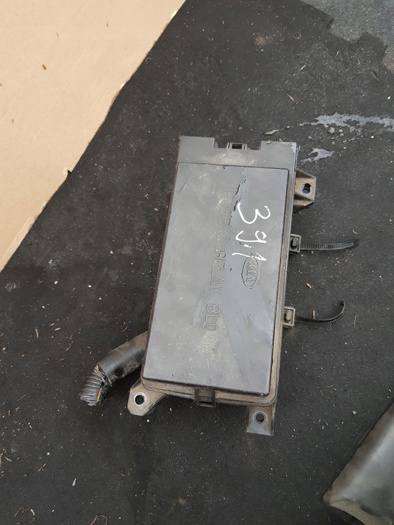 фото №1, Kia sorento коробка bsi предохранители 911603e070