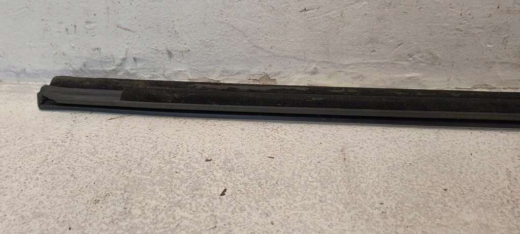 фото №10, Хром молдинг двері правий перед tesla model 3 iii