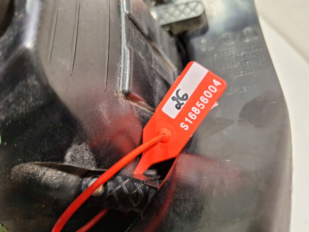 фото №6, Лампа задняя левая 51883572 fiat 500 l 12-