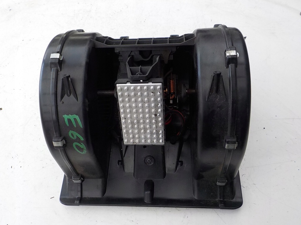 фото №1, Bmw e60 повітродувка обдув моторчик