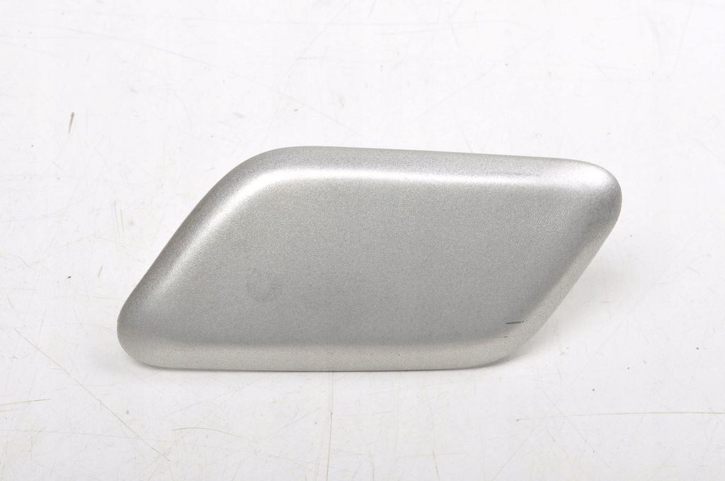 фото №1, Toyota avensis t25 заглушка розпилювача лампи 85045-05041