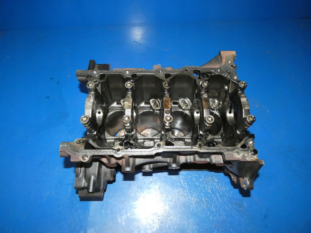 фото №1, Ford transit custom 2.0 tdci yfm6 блок двигателя