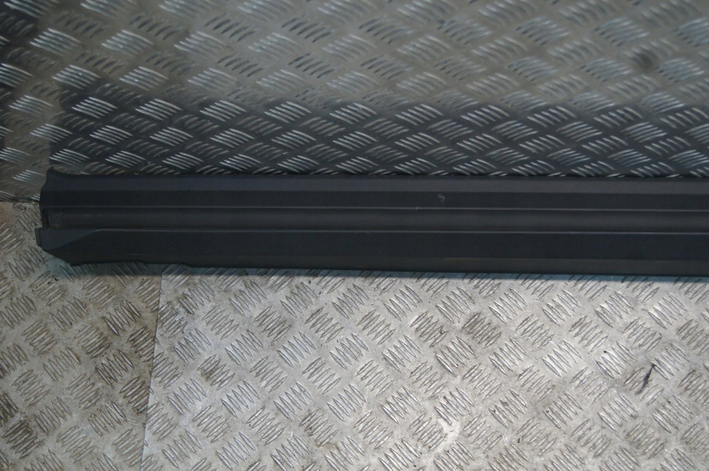 фото №2, Kia ev6 поріг лівий молдинг поріг