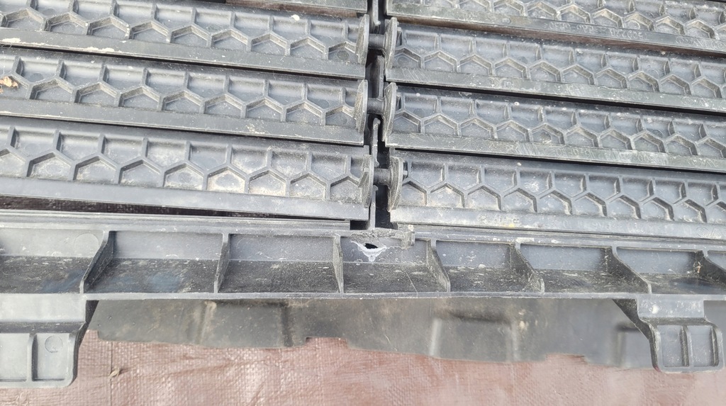 фото №10, Volvo xc40 воздуховод воздуха жалюзи шторка // 4607