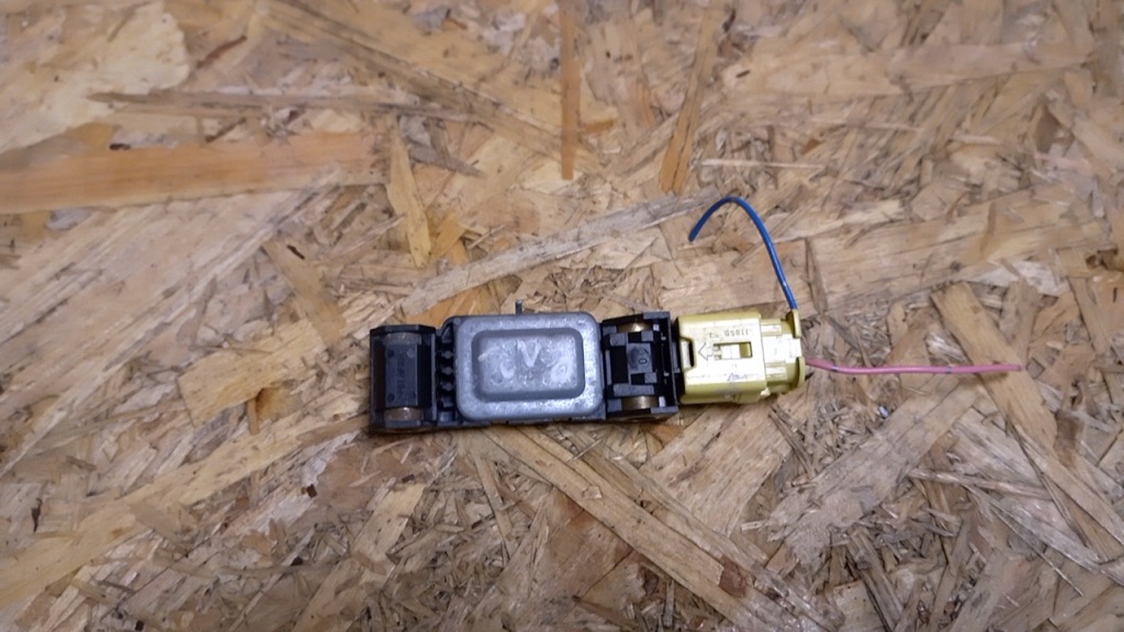 фото №1, Nissan primera p12 датчик ударний