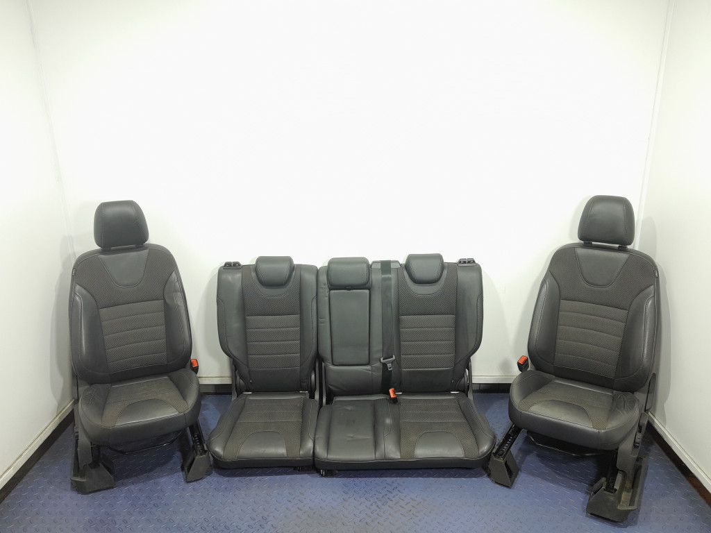 фото №1, Ford kuga mk2 сиденья заднее сиденье комплект pół кожа eu