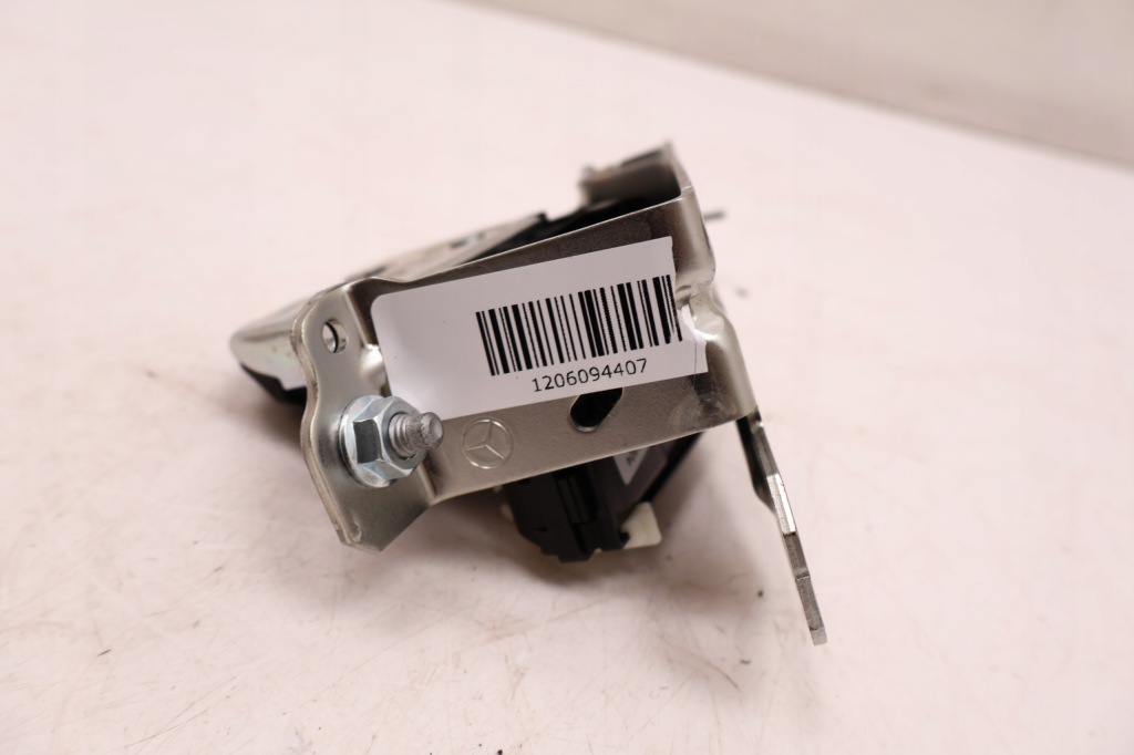 Mercedes-benz cle a236 замок сиденье задний правый a2369209900 Недорого