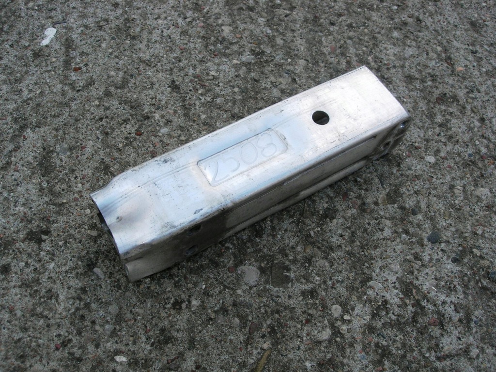 фото №1, Зона деформации отбойник a6 c6 левый перед 4f0807133