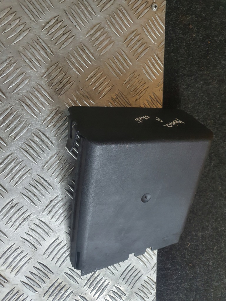 фото №1, Кришка коробка запобіжників opel оригінальний номер 93363144