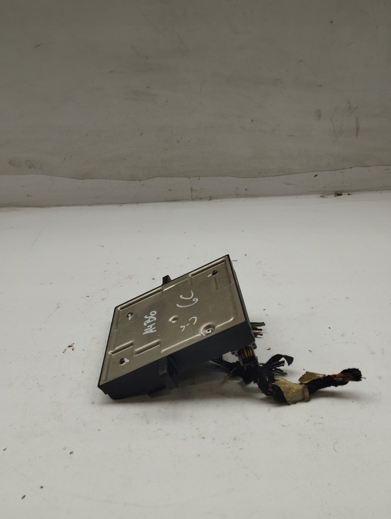 фото №9, Audi a4 b6 блок управления модуль света 8e0907279c