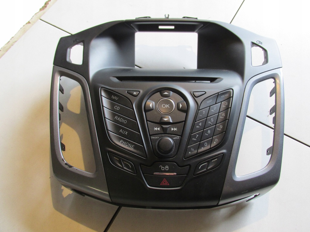 фото №1, Панель рамка радіо навігації focus mk3 2011 rok